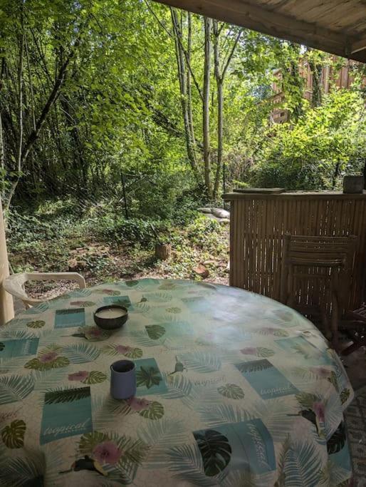 Gite Zen Dans Les Bois Blesignac エクステリア 写真